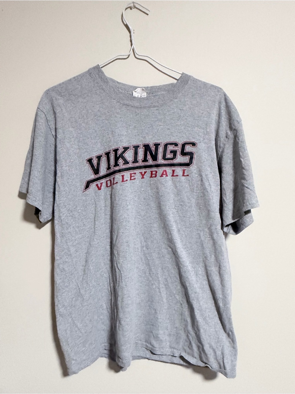 Vikings Volleyball Gray Graphic Tee